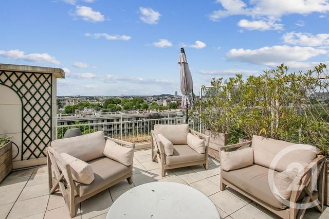 Afficher la photo en grand Appartement F4 à vendre - 4 pièces - 100.0 m2 - NEUILLY SUR SEINE - 92 - ILE-DE-FRANCE - Century 21 Eric Sellier