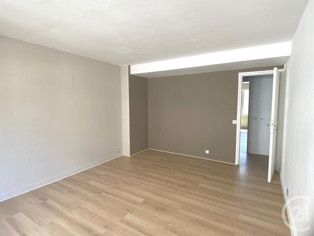 Afficher la photo en grand Appartement F3 à vendre - 3 pièces - 70.0 m2 - NEUILLY SUR SEINE - 92 - ILE-DE-FRANCE - Century 21 Eric Sellier