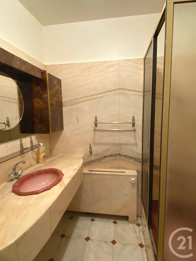 Appartement F5 à louer - 5 pièces - 123.0 m2 - NEUILLY SUR SEINE - 92 - ILE-DE-FRANCE - Century 21 Eric Sellier