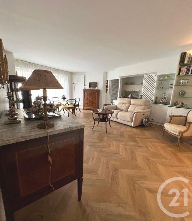 Afficher la photo en grand Appartement F2 à vendre - 2 pièces - 54.0 m2 - NEUILLY SUR SEINE - 92 - ILE-DE-FRANCE - Century 21 Eric Sellier