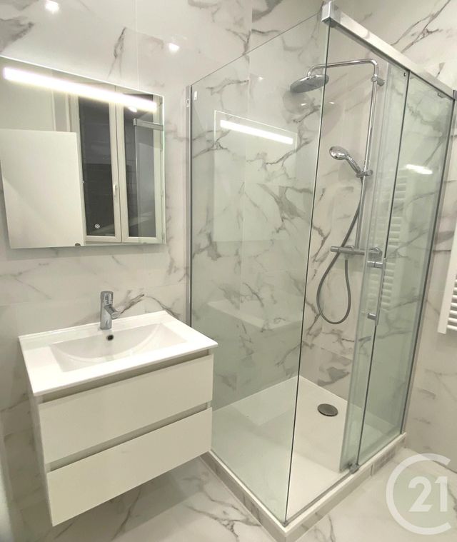 Appartement F3 à vendre - 3 pièces - 43.23 m2 - NEUILLY SUR SEINE - 92 - ILE-DE-FRANCE - Century 21 Eric Sellier