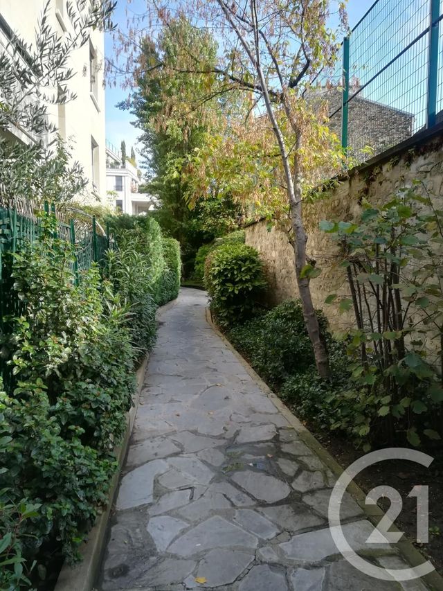 Appartement F2 à louer - 2 pièces - 33.0 m2 - NEUILLY SUR SEINE - 92 - ILE-DE-FRANCE - Century 21 Eric Sellier