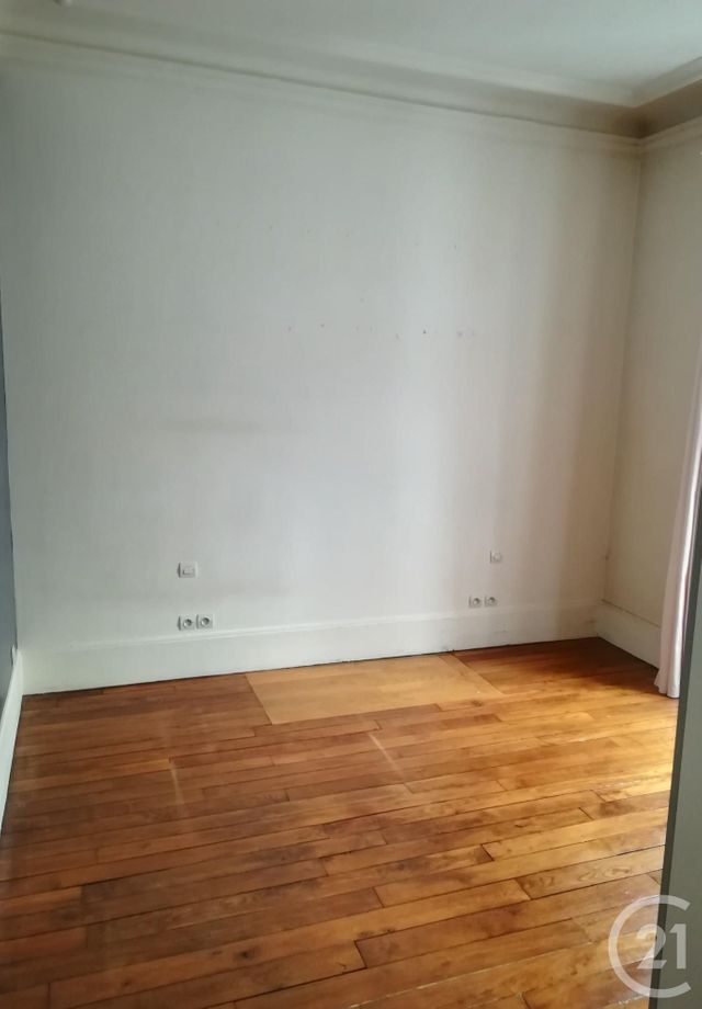 Appartement F4 à louer - 4 pièces - 68.0 m2 - NEUILLY SUR SEINE - 92 - ILE-DE-FRANCE - Century 21 Eric Sellier
