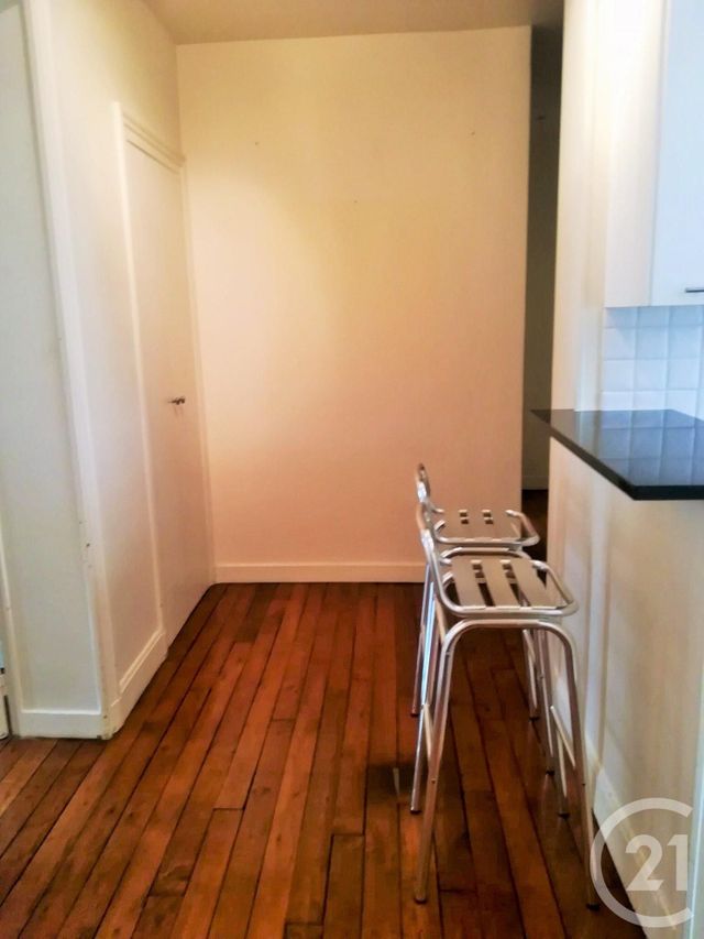 Appartement F4 à louer - 4 pièces - 68.0 m2 - NEUILLY SUR SEINE - 92 - ILE-DE-FRANCE - Century 21 Eric Sellier