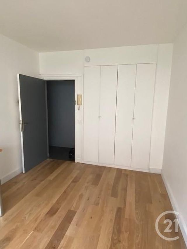 Appartement F1 à louer - 1 pièce - 13.4 m2 - NEUILLY SUR SEINE - 92 - ILE-DE-FRANCE - Century 21 Eric Sellier