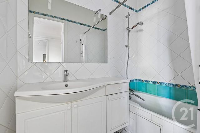 Appartement F3 à vendre - 3 pièces - 75.0 m2 - NEUILLY SUR SEINE - 92 - ILE-DE-FRANCE - Century 21 Eric Sellier