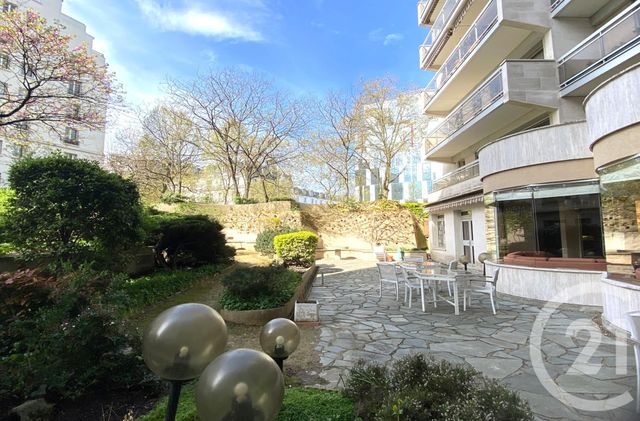 Appartement F2 à vendre - 2 pièces - 57.0 m2 - PARIS - 75017 - ILE-DE-FRANCE - Century 21 Eric Sellier