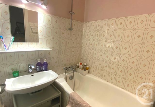 Appartement F2 à vendre - 2 pièces - 32.0 m2 - NEUILLY SUR SEINE - 92 - ILE-DE-FRANCE - Century 21 Eric Sellier