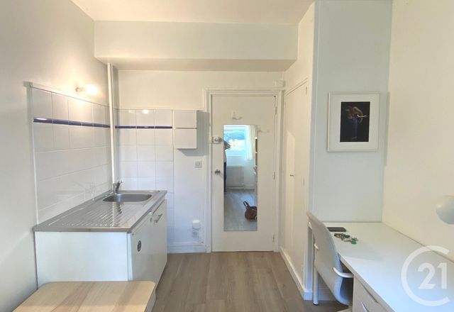 Appartement Chambre à vendre - 1 pièce - 10.0 m2 - NEUILLY SUR SEINE - 92 - ILE-DE-FRANCE - Century 21 Eric Sellier