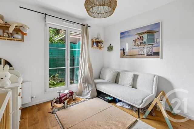 Appartement F3 à vendre - 3 pièces - 71.0 m2 - PUTEAUX - 92 - ILE-DE-FRANCE - Century 21 Eric Sellier